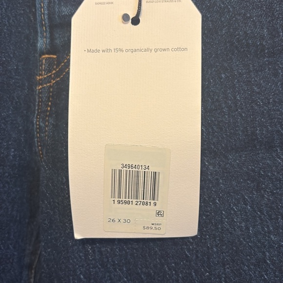NWT Levi's Women's Straight Leg Jeans - Dark Blue - Picture 5 of 6